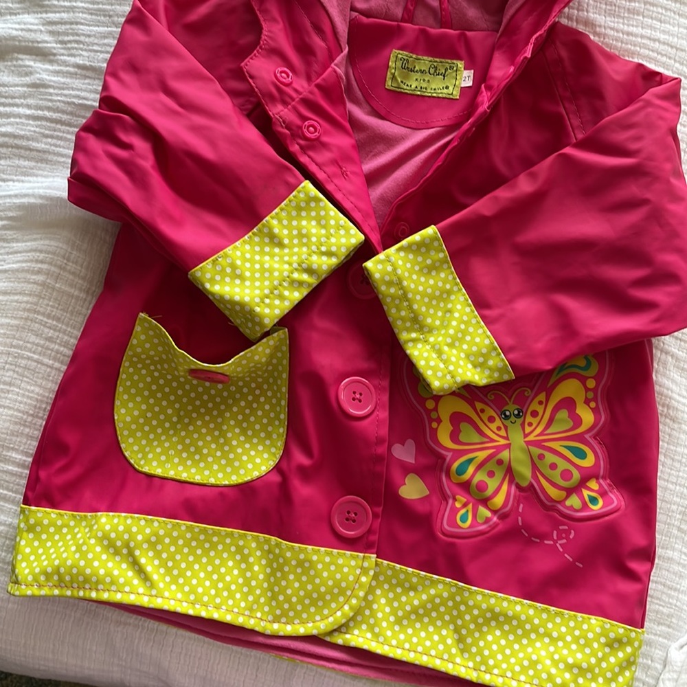 Butterfly raincoat - Picture 4 of 6